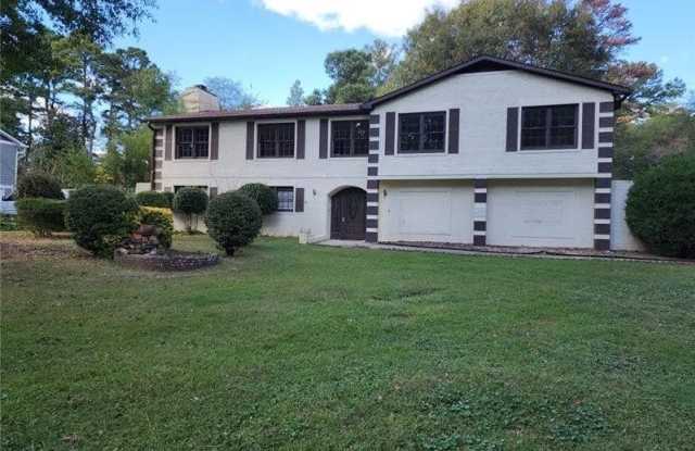 2035 Debra Lane Gallery 1