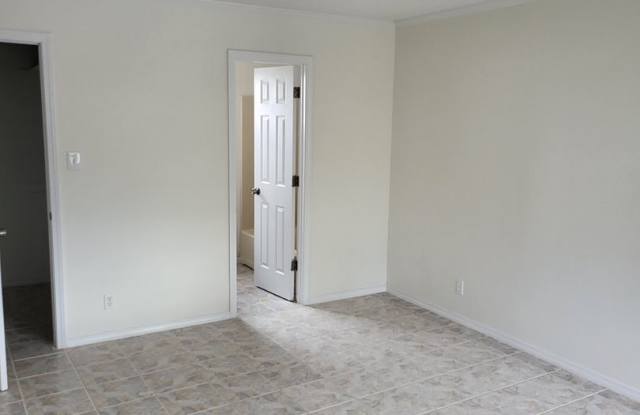 North valley 3 bedroom 2/BA 1245/sf 1/CG 2/story Thownhouse Move-in Special photos photos