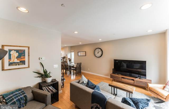 211 BROWN Street photos photos