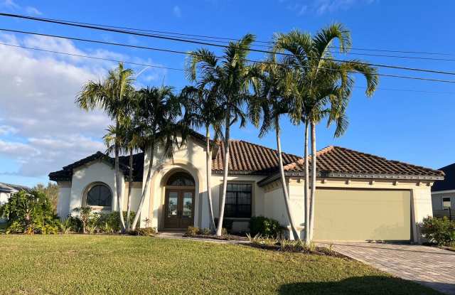 Executive home located on a canal in Cape Coral photos photos