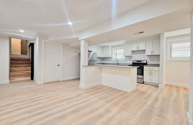 4314 North Damen Avenue photos photos