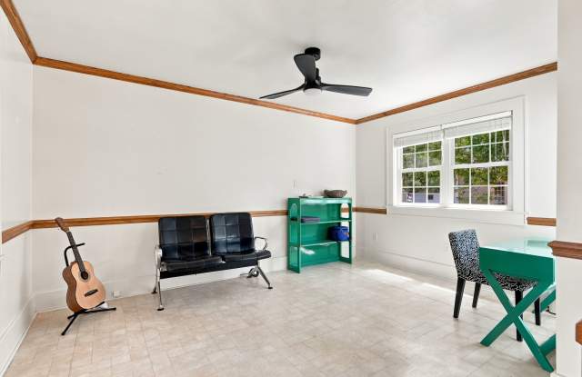 116 Noyes Avenue Gallery 2