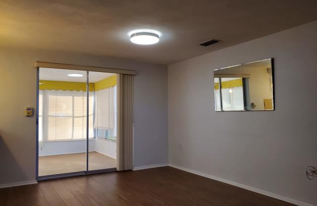 7304 Lincoln Park Ln Gallery 4