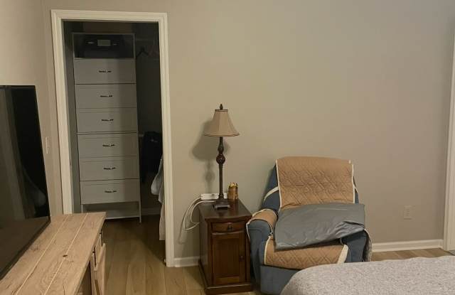3223 Seacrest Avenue Southwest Gallery 4