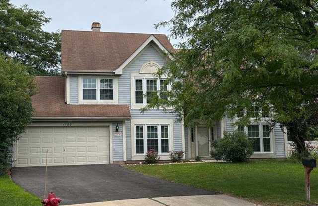 WOODLAND HILLS, BARTLETT SPACIOUS PET FRIENDLY 4BR 2.5 BA - 1120 Fieldstone Lane, Bartlett, IL 60103