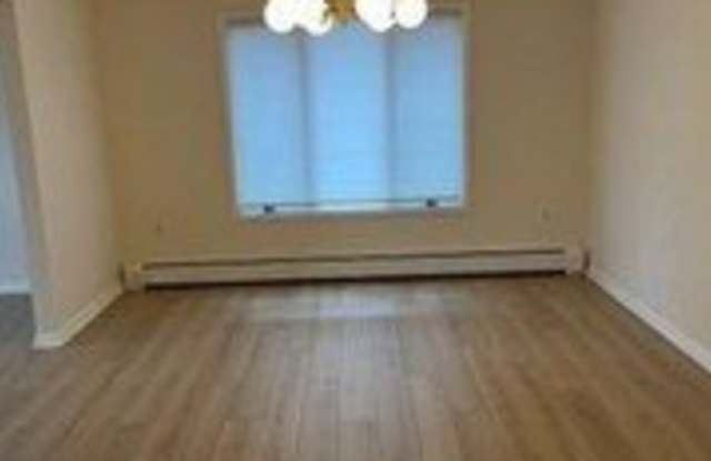 523 2nd Gallery 4