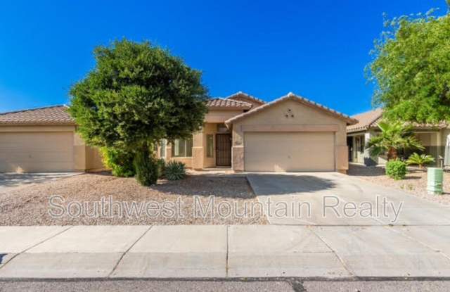 1140 e Oak Tree photos photos