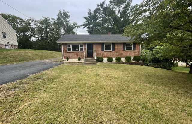 1113 Craigmont Drive photos photos