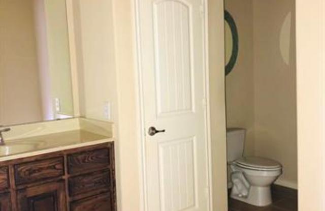 4912 Stray Creek Lane Gallery 2