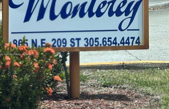 855 NE 209th St photos photos