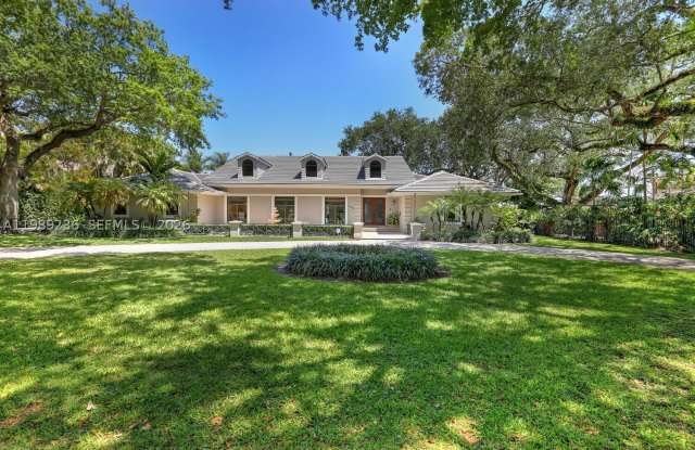 3425 Alhambra Cir Gallery 1