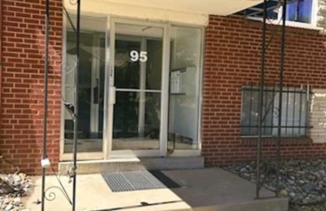 95 N Clarkson St Carolyn Arms Apartments photos photos