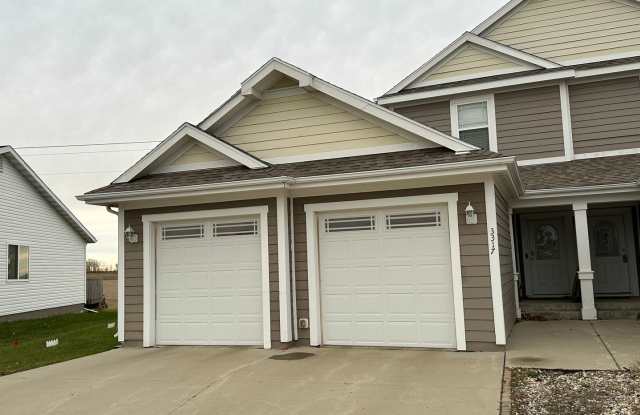 3 Bedroom, 2.5 Bathroom Townhome photos photos