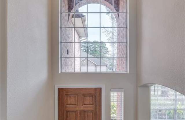 12611 Lake Shore Drive Gallery 4