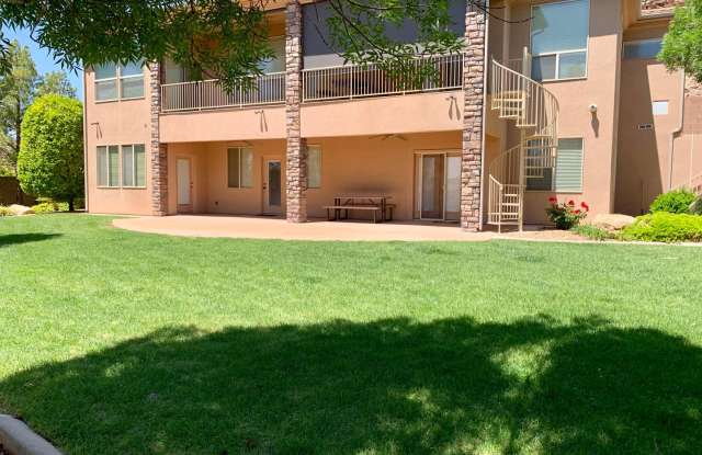 INCLUDES UTILITIES - Two Bedroom Basement Apartment Gallery 3
