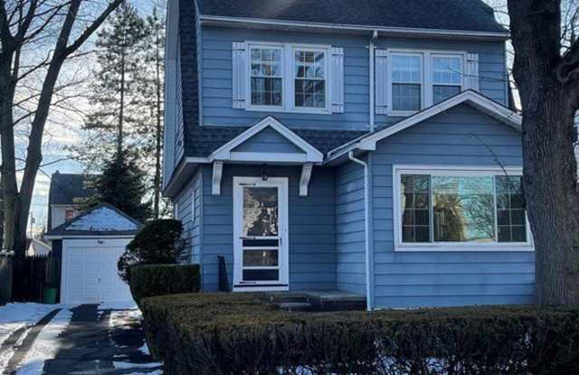 34 Dillingham Place - 34 Dillingham Place, Englewood Cliffs, NJ 07632