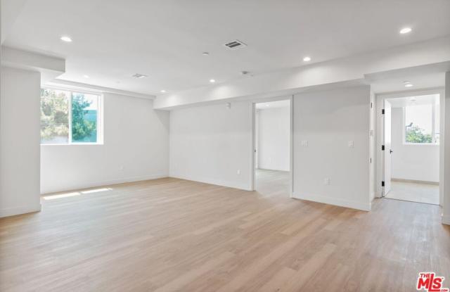 132 Rosemont Ave Gallery 2