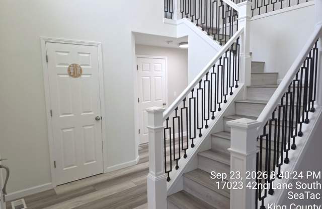 SeaTac large home for rent - 4 bedoom, 2.5 bathroom - newly remodeled - Available now!!! Gallery 4