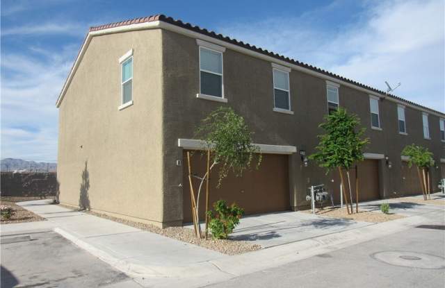 5118 Steep Cliffs Avenue - 5118 Steep Cliffs Avenue, Sunrise Manor, NV 89115