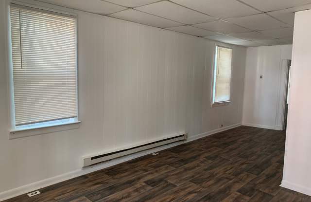 1st Floor Apartment in East Prospect Borough-Eastern SD Gallery 1