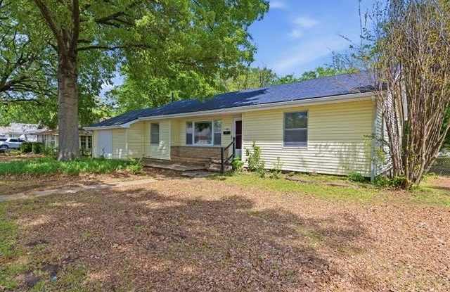 805 S Cedar Street photos photos