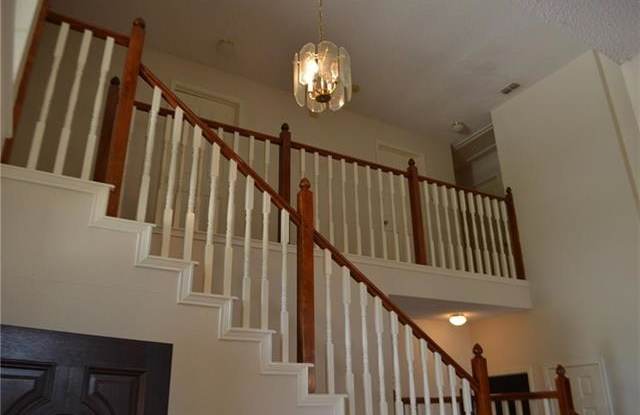 5004 Ridgecrest Drive Gallery 3