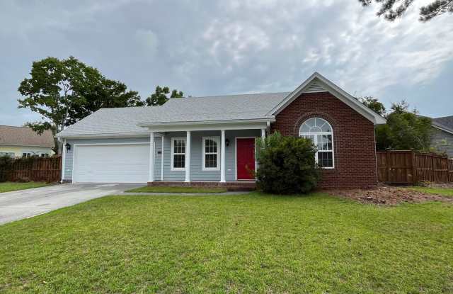 Discover this well-maintained 3-bedroom, 2-bath home in Carriage Hills Gallery 1