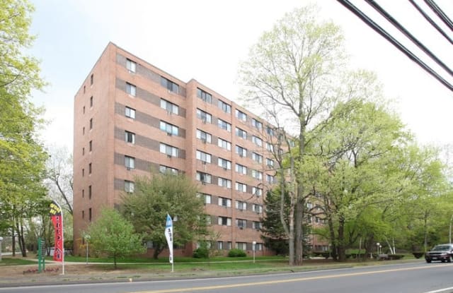 Senior Housing - Newfield/Stoneycrest Towers Gallery 2