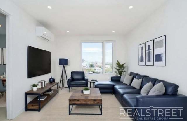 1499 Bedford Avenue photos photos