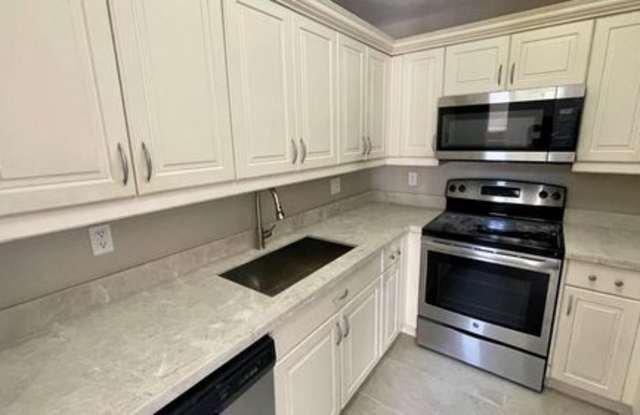 6515 Diamond Springs Terrace Gallery 2
