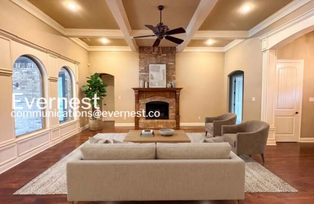 6587 Westminster Gallery 4