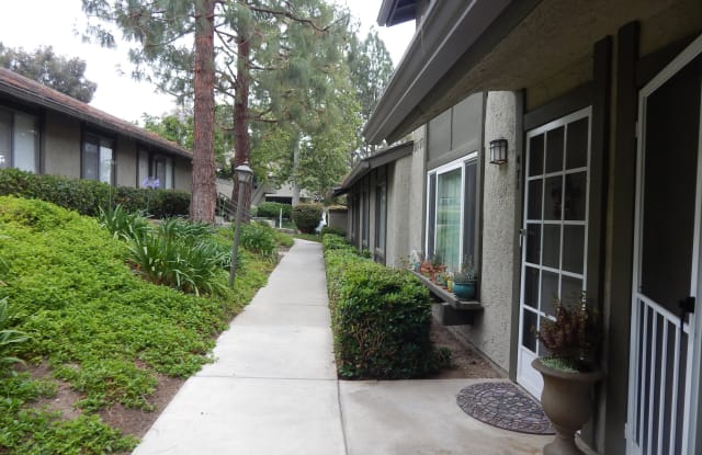 469 Serento Circle - 469 Serento Circle, Thousand Oaks, CA 91360