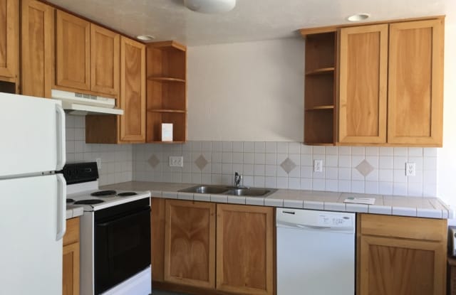 686 E 16th Alley - 1 photos photos