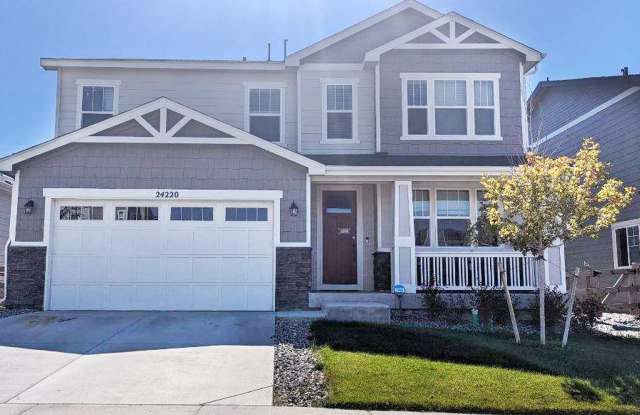 FURNISHED/PARTIALLY FURNISHED NEW HOME | 5+ Bed | 4.5+ Bath | Aurora Highlands photos photos