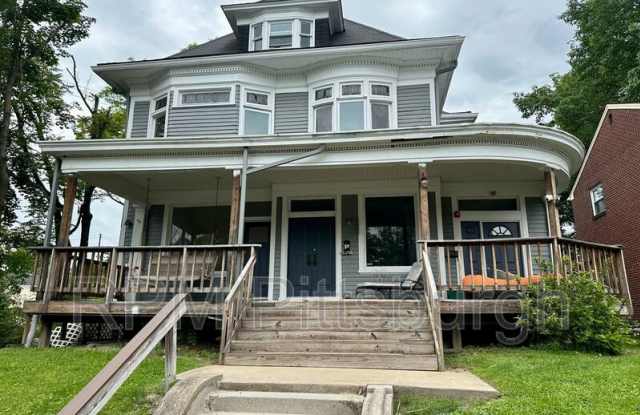 504 Coal St photos photos