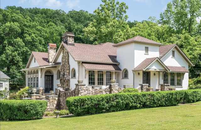 4102 St Elmo Avenue photos photos