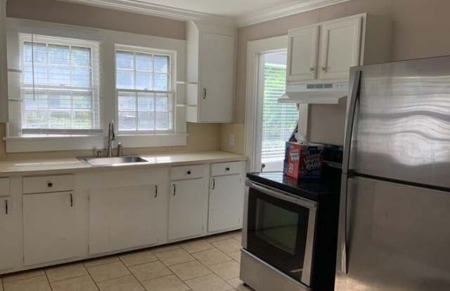412 Reynolda Drive Gallery 4