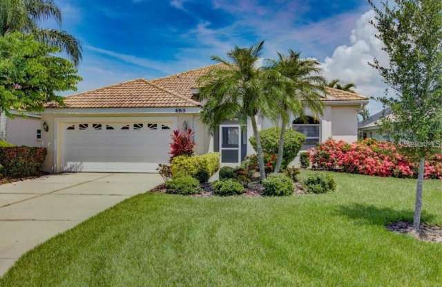 6915 SUPERIOR STREET CIRCLE - 6915 Superior Street Circle, Manatee County, FL 34243