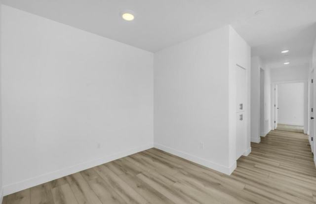 Brand New 2 Bedroom Condo in Desert Color! Gallery 4