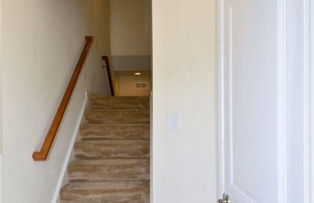 607 Rosecliff Rd Gallery 3