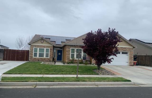 4 Bedroom 2.5 Bath ready soon photos photos