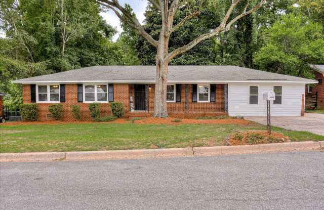 Newly Updated 4 Bed/2 Bath Columbia County Rental Home photos photos