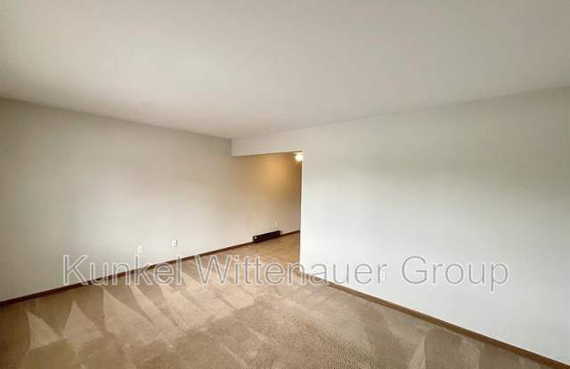 2609-E Sierra Drive Gallery 3