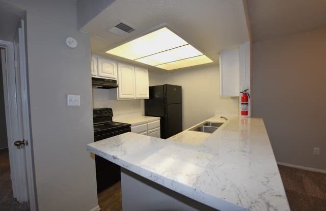 Mariposa Flats Gallery 3