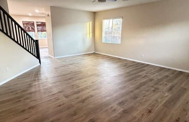 5761 Newcomb Court Gallery 2