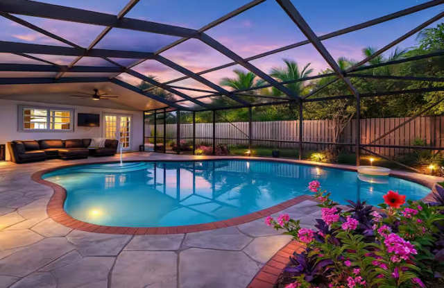 909 Ne 7th St photos photos