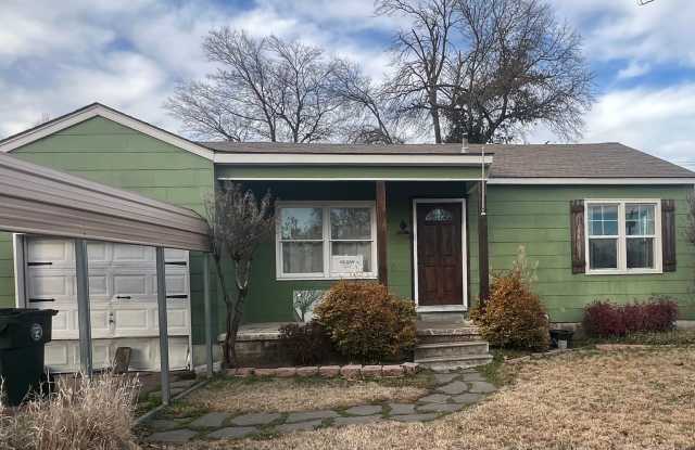 2218 Lampton St - 2218 Lampton Street, Muskogee, OK 74403