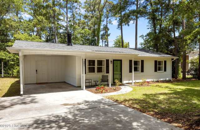 201 Loma Linda Drive - 201 Loma Linda Drive, Cape Carteret, NC 28584 201 Loma Linda Drive - 201 Loma Linda Drive, Cape Carteret, NC 28584