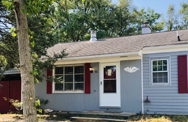 233 Danhurst Rd - 233 Danhurst Road, Lincoln Village, OH 43228