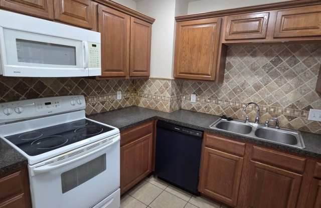 3215 S Chase Ave - 5 Bedroom, 1.5 Bathroom Home - $1,400 photos photos 3215 S Chase Ave - 5 Bedroom, 1.5 Bathroom Home - $1,400 photos photos
